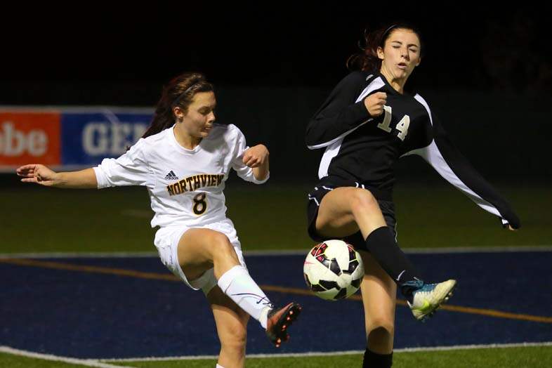 SPT-RegionGirlSoccer29p-baer-vs-mossing