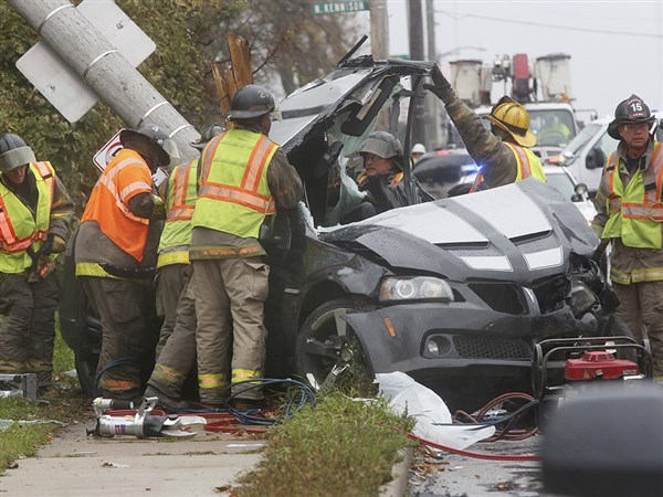 Car Hits Utility Pole; Driver Dies In Wreck | The Blade