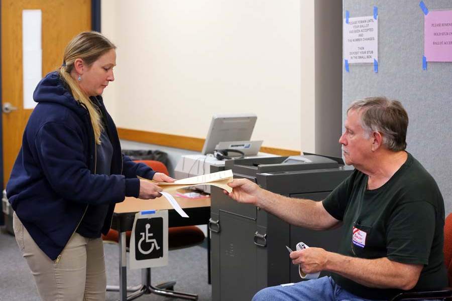 CTY-portclintonvotes04p-Sutherland-and-Berndt