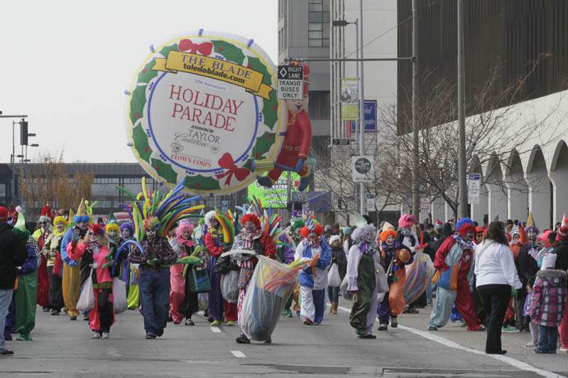 Blade Holiday Parade The Blade