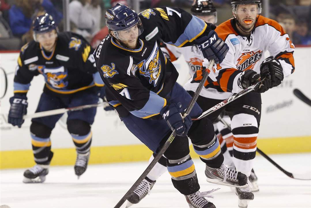 IN PICTURES: Walleye top Fort Wayne in early game - The Blade