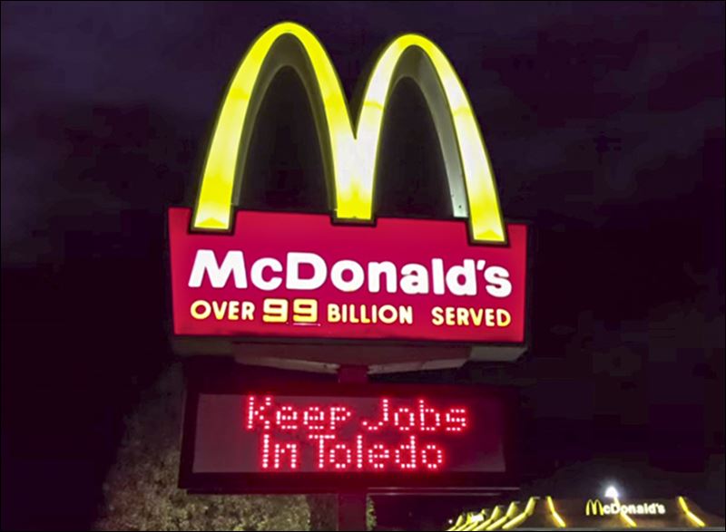 McDonald’s not feeling the love with its new ads - Toledo Blade