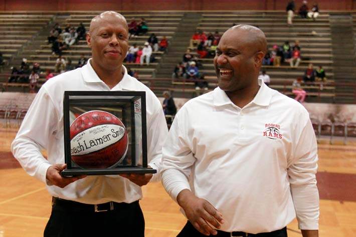 SPT-cityleaguegirls18p-Lamar-Smith-AND-MACK-COLLINS