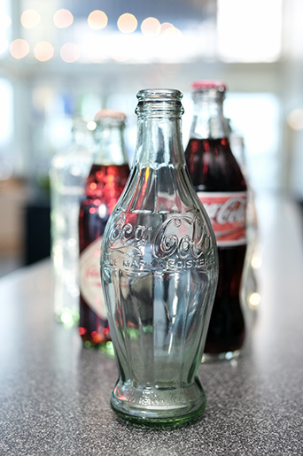 Coca-Cola marks 100 years of iconic glass bottle - The Blade