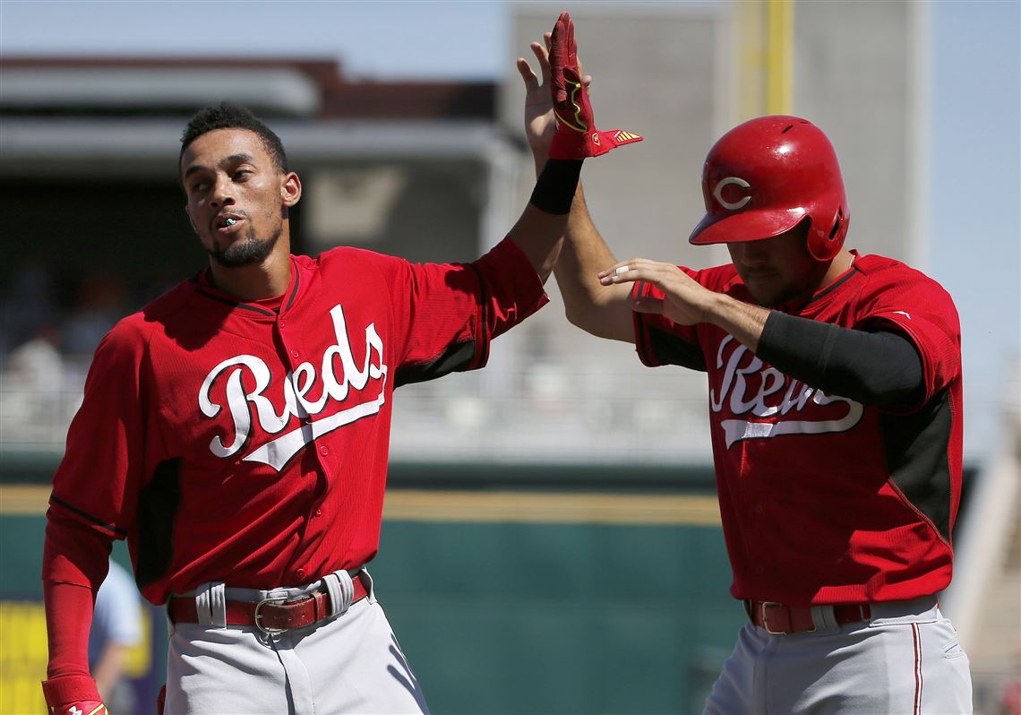 Reds' Johnny Cueto back in camp