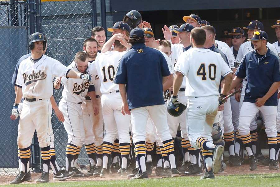 SPT-UTbaseball30-rocket-celebrate-tipton-s-homer