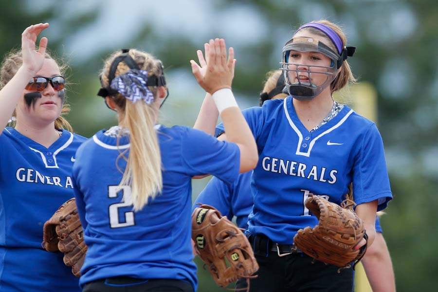 DIsoftball28p-strike-out