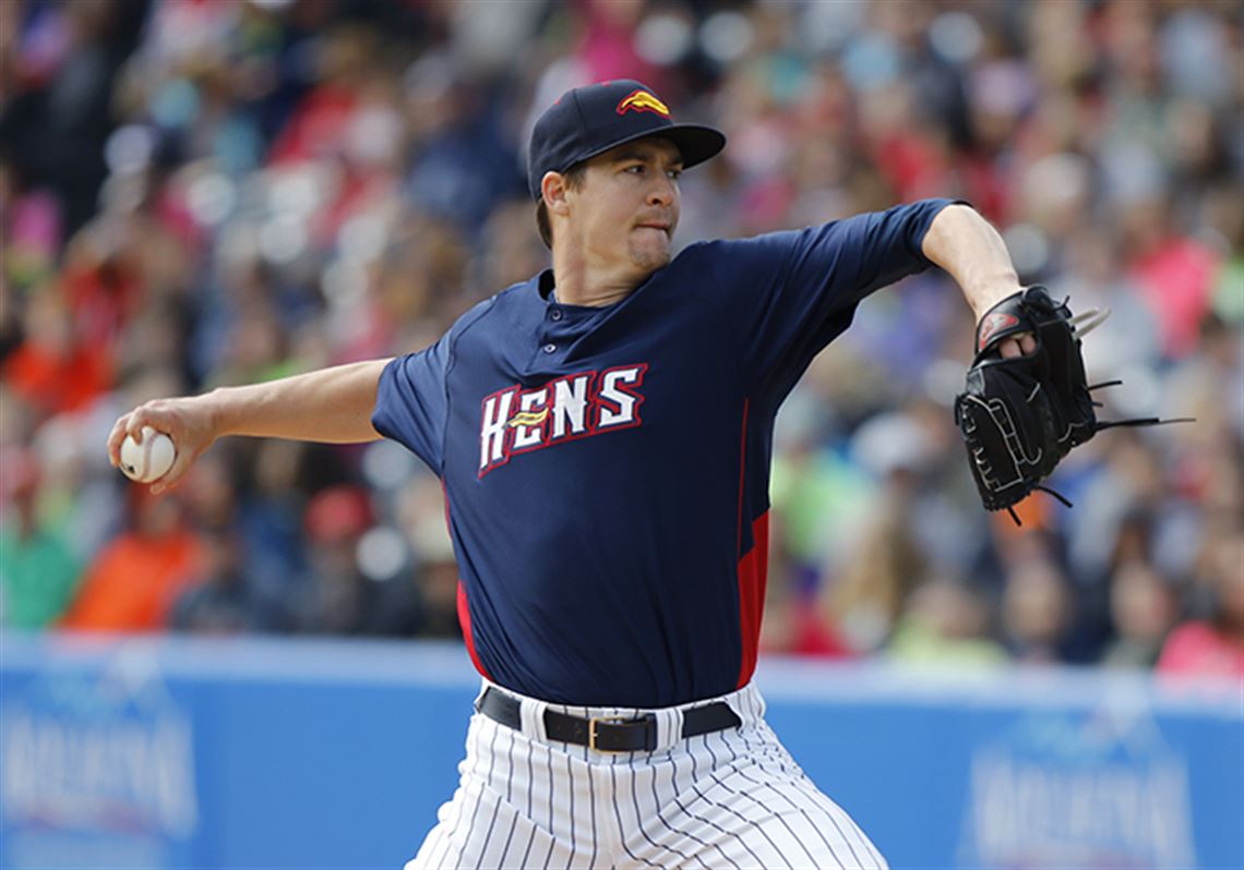 Throwback: Remember when Garth Brooks played for the Padres?