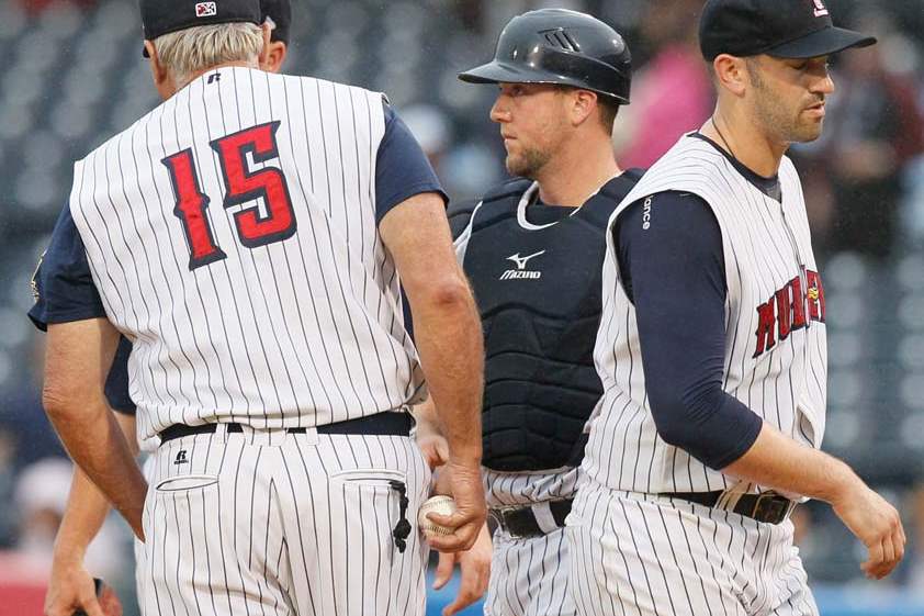 SPT-Hens10p-Mud-Hens-pitcher-Josh-Zeid-pulled