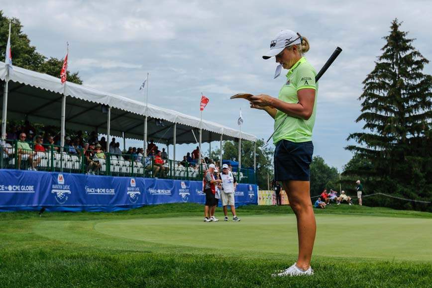 SPT-marathonclassic17p-Stacy-Lewis-checks-her-book