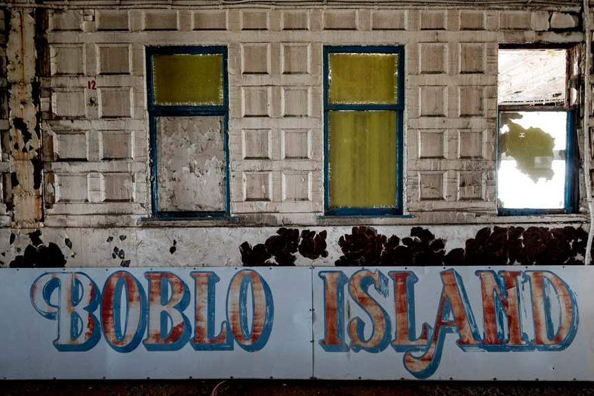 CTY-BOBLO14p-boblo-island-sign