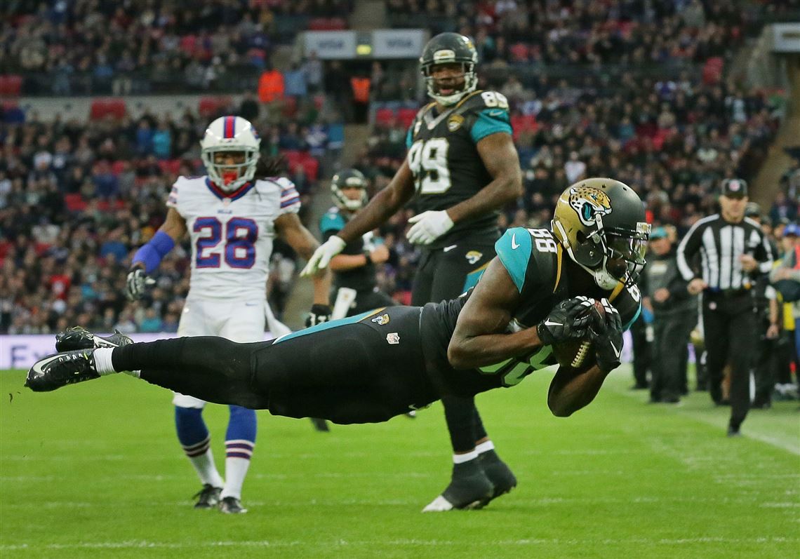 Buffalo Bills 31 Jacksonville Jaguars 34: Hurns clinches 'home' win in  topsy-turvy thriller, London Evening Standard