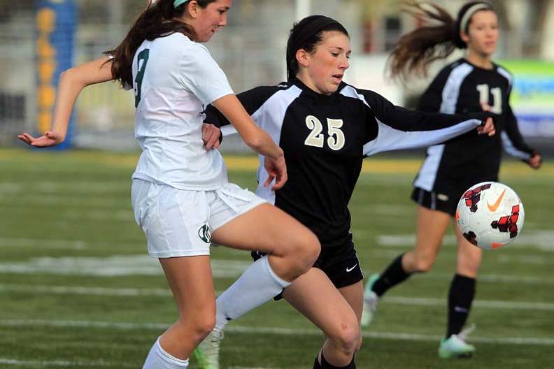 Pburggirlsoccer08p-pbrg-demarco-vs-menssen