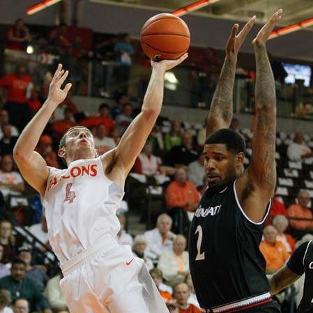 SPT-BGmen19p-bgsu-denny-vs-cincy-ellis