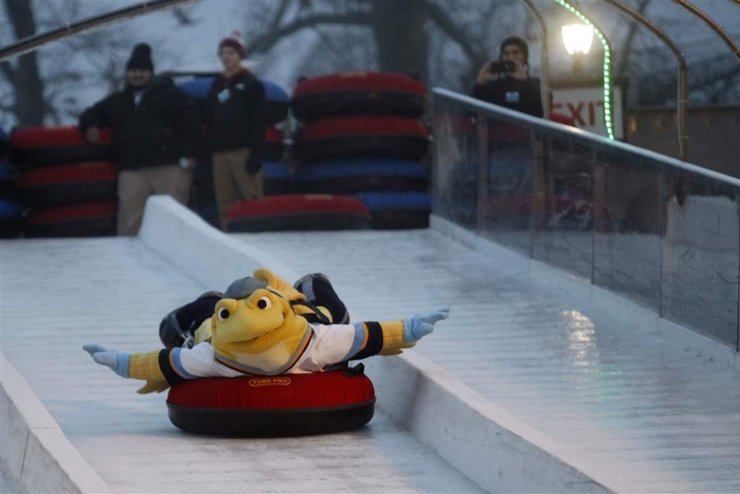 walleye07p-mascot