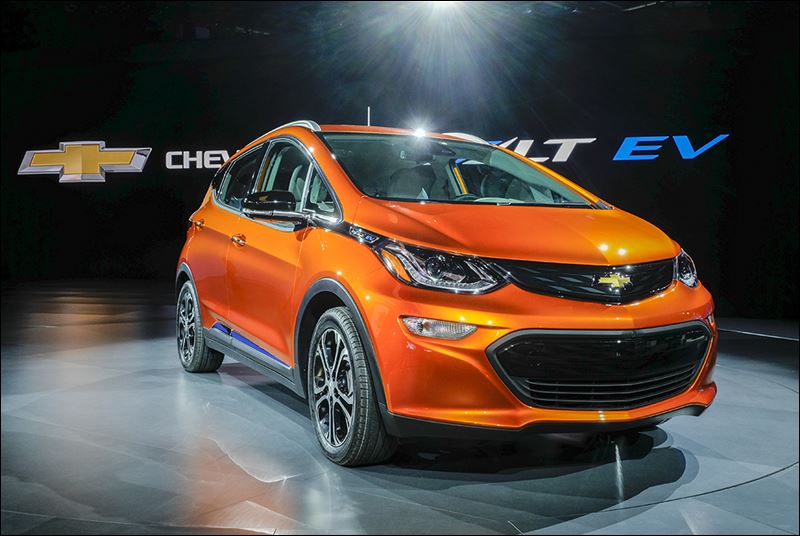 GM gets into all-electric cars with Bolt - Toledo Blade