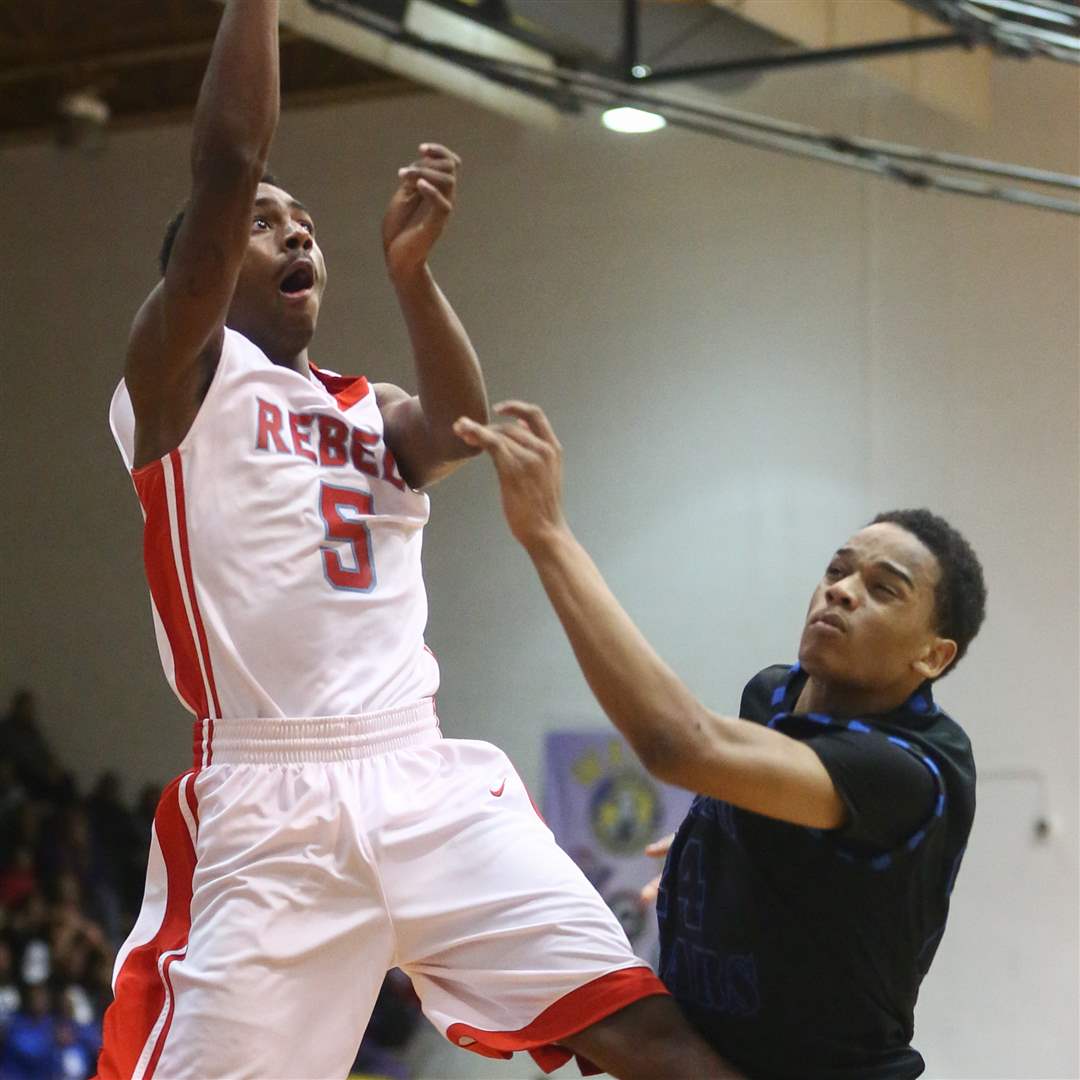 IN PICTURES: Bowsher boys win City League - The Blade