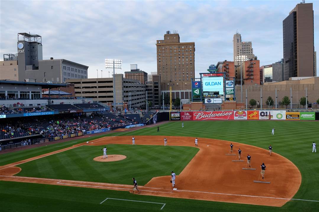 grounds-crew-6-13