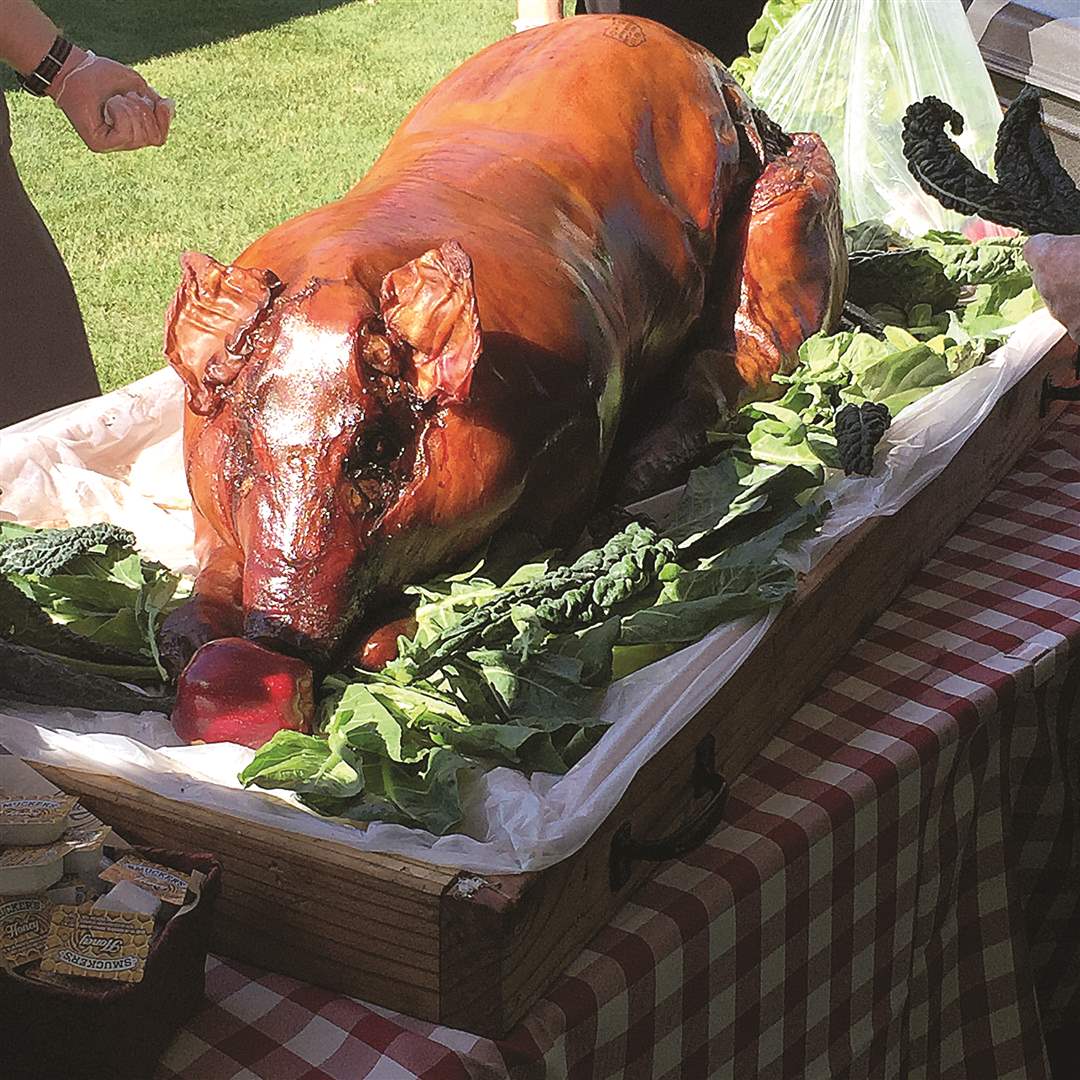 Schedel-pig-roast