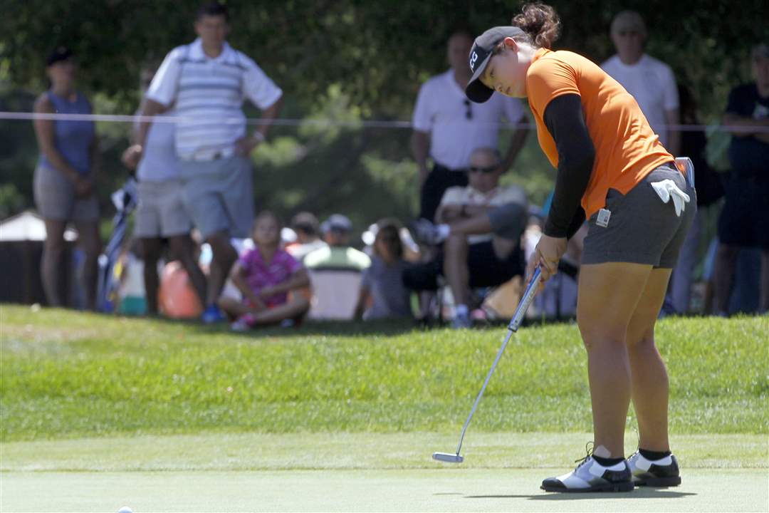 Jutanugarn-putts-7-14