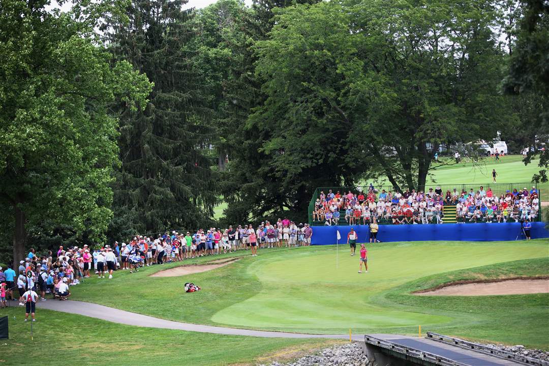 Lydia-Ko-walks-7-18