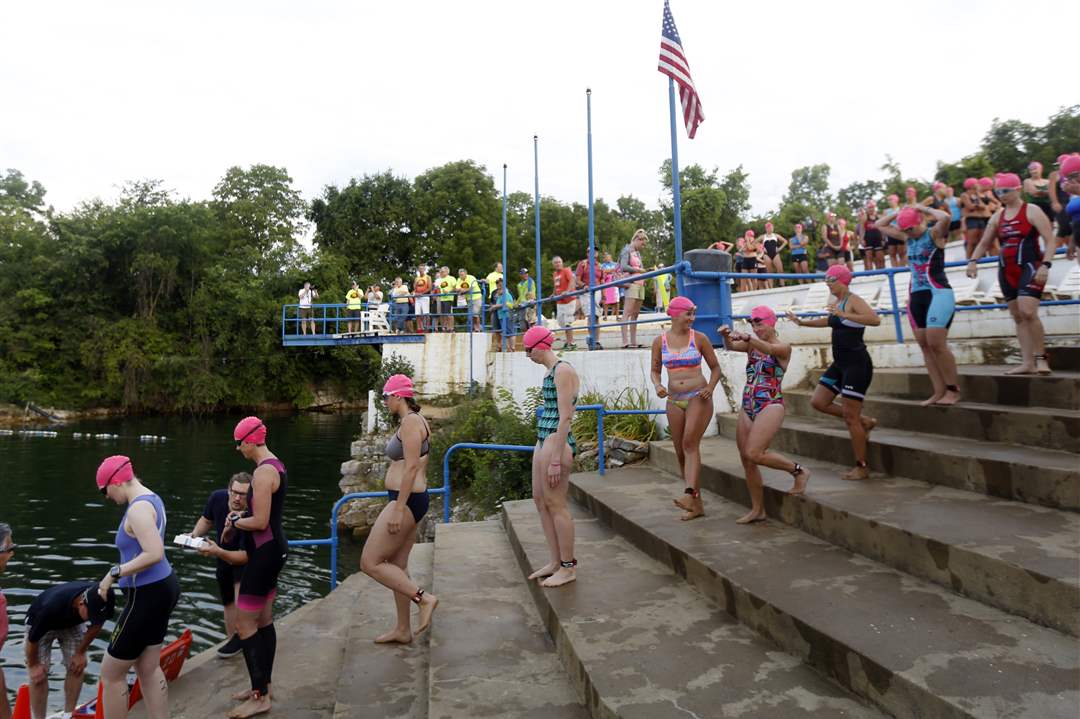 CTY-triathlon25-swimming