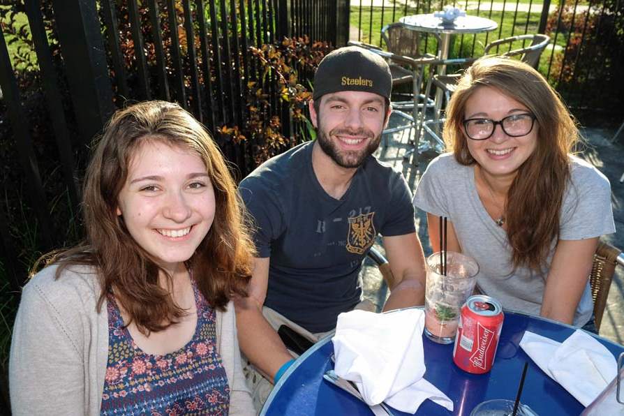 SOC-patios2016-Natalie-Kraemer-Derek-Howard-and-Nicole-Kraemer