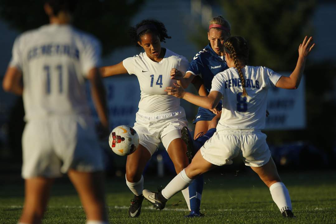 SPT-GirlsSoccer13pturski