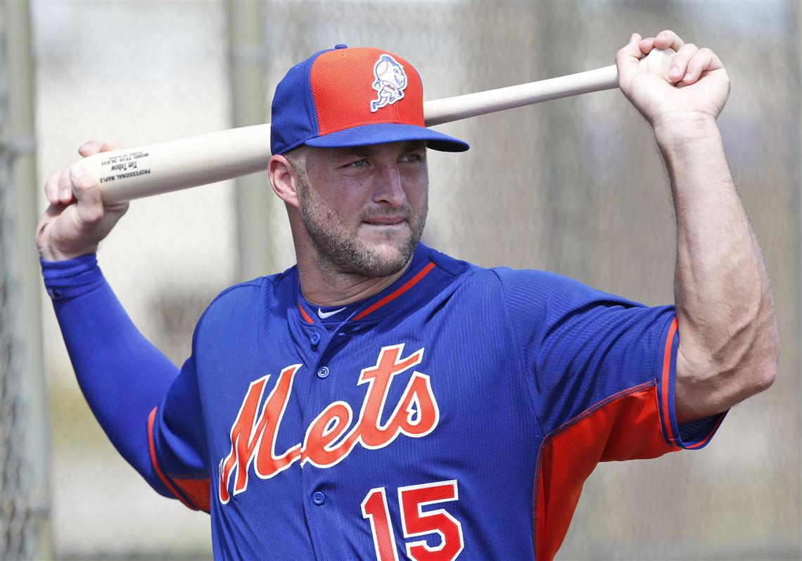 Tim Tebow plans to play baseball in 2021