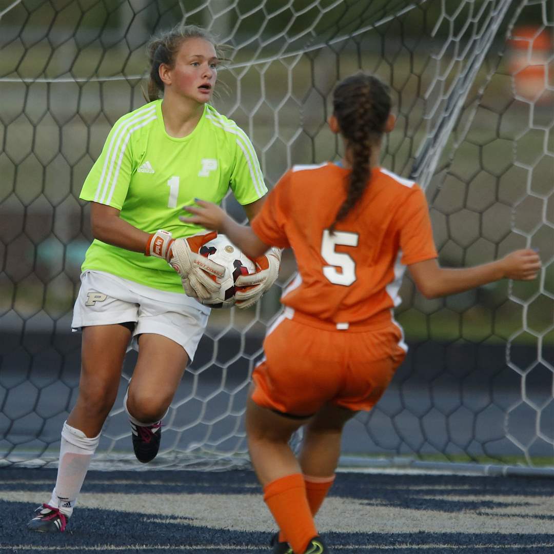 SPT-NLLgirlssoccer22p-yoder