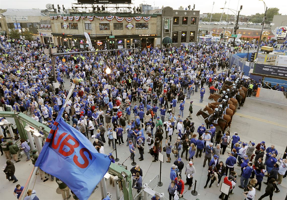 Wrigley Field Fills Fans With Reverence, Even if It Looks a Bit