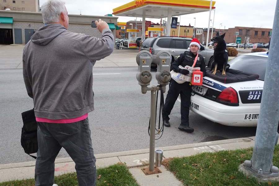 Old-Newsboys-officer-and-k-9-photo-op