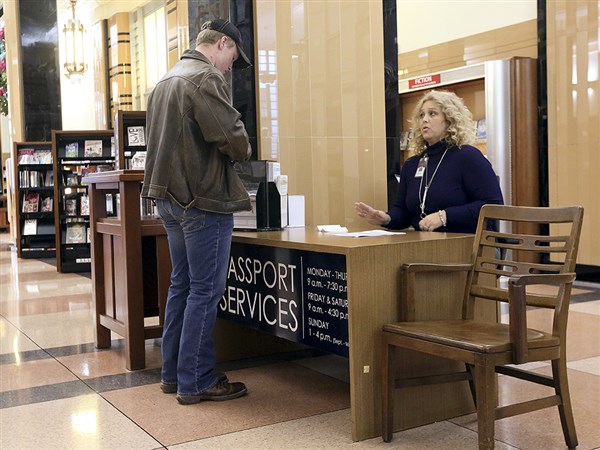 Toledo public library lauded for passport services | The Blade
