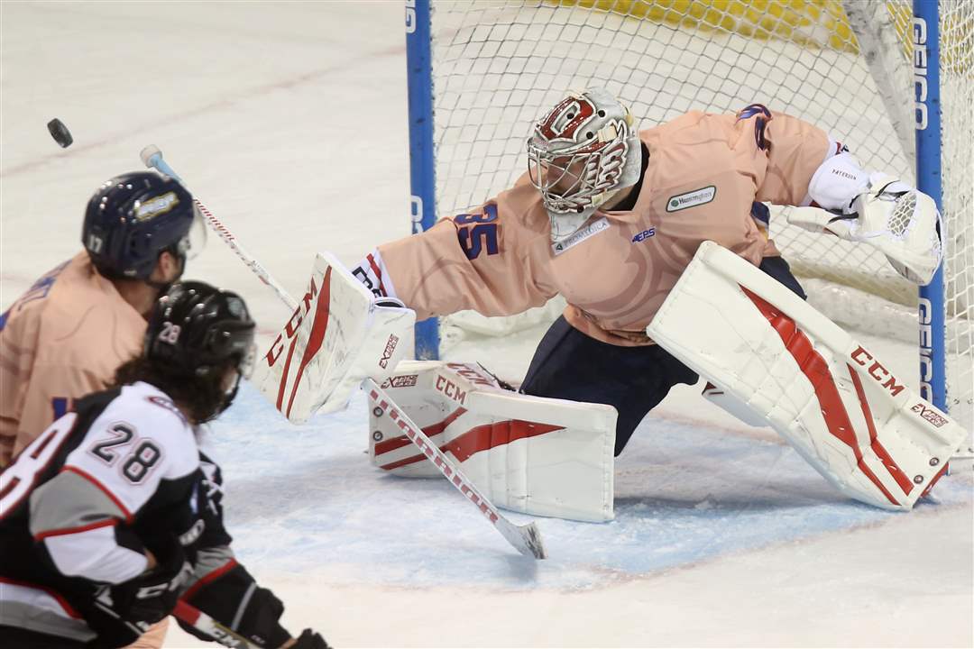 Walleye-goaltender-1-7