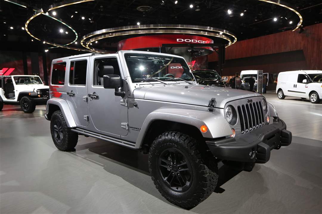 BIZ-autoshow10wrangler