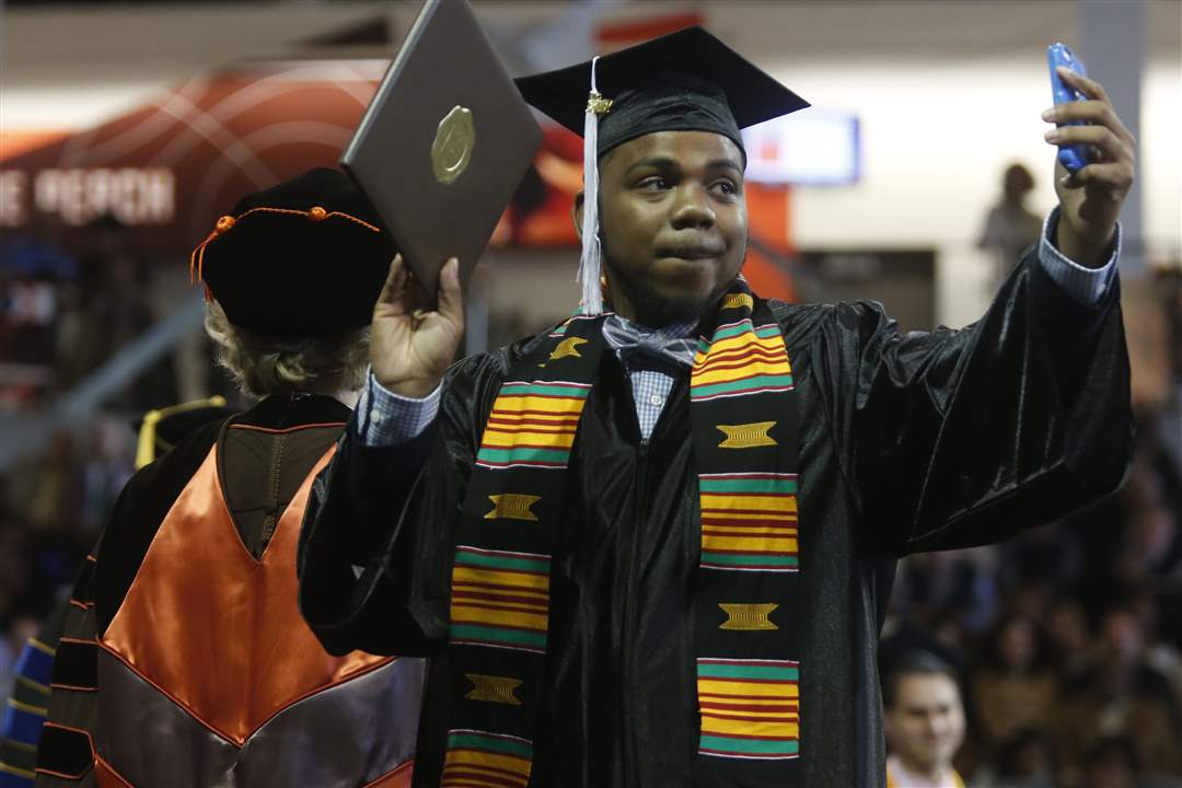 CTY-BGSUgrad07p-Jerome-White-III