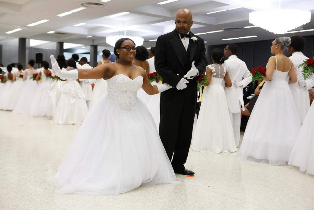 SOC-cotillion27p-Portia-Phillips-is-presented-by-Kashif-Phillips