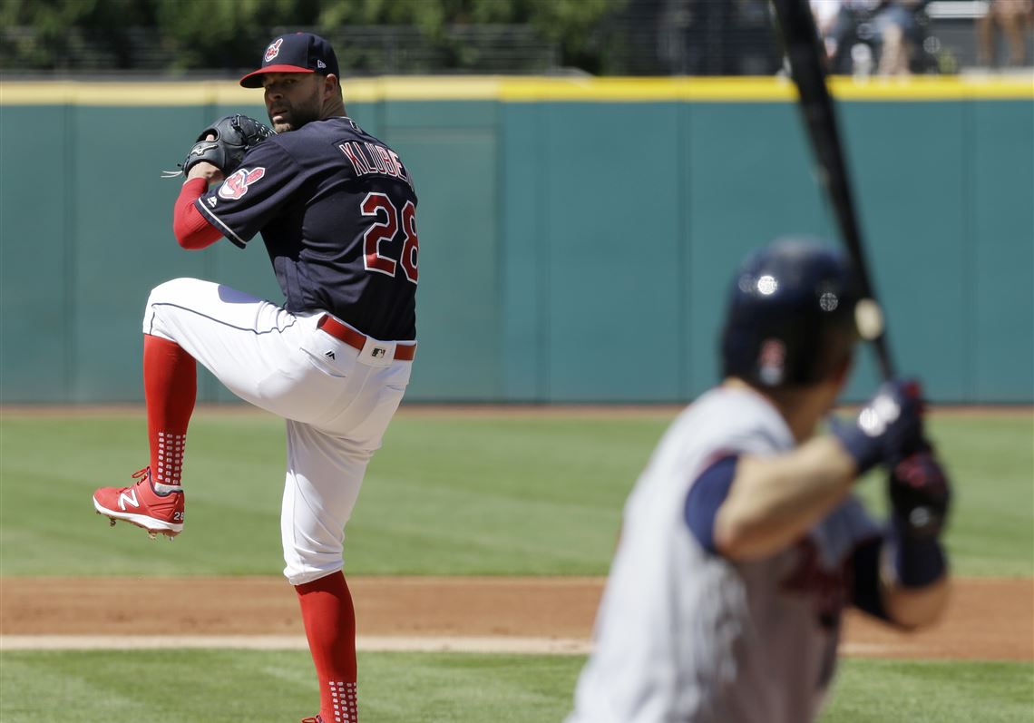 Twins' Brian Dozier hits inside-the-park homer