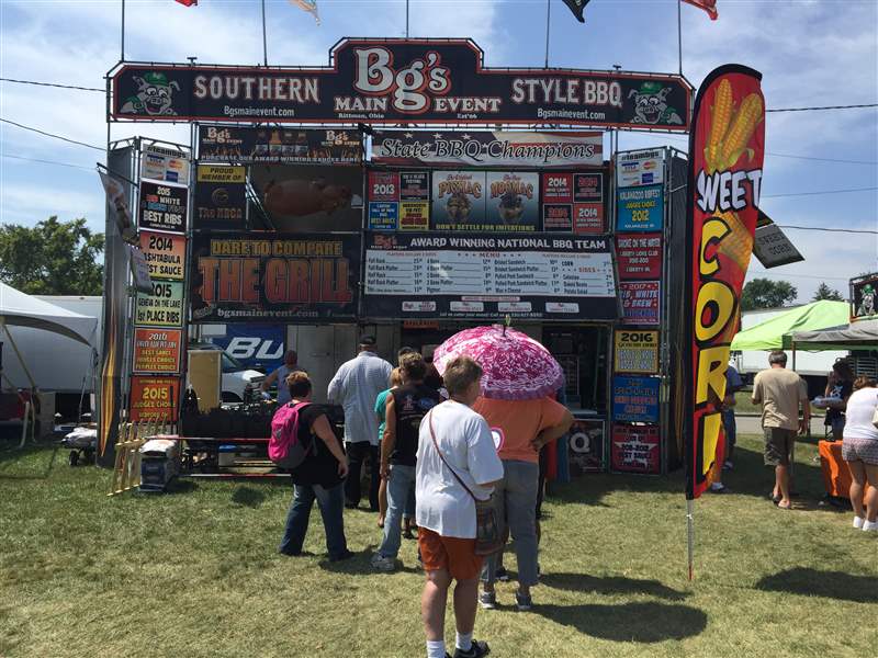 Bg's Main Event earns top prize at Rib Off - The Blade