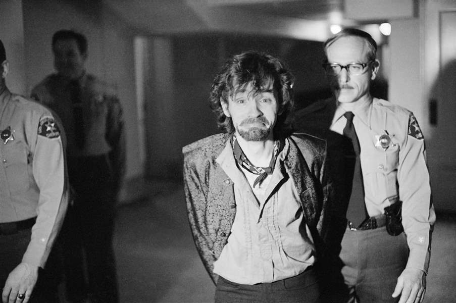 Charles Manson Leader Of Murderous 60s Cult Dead At 83 The Blade 