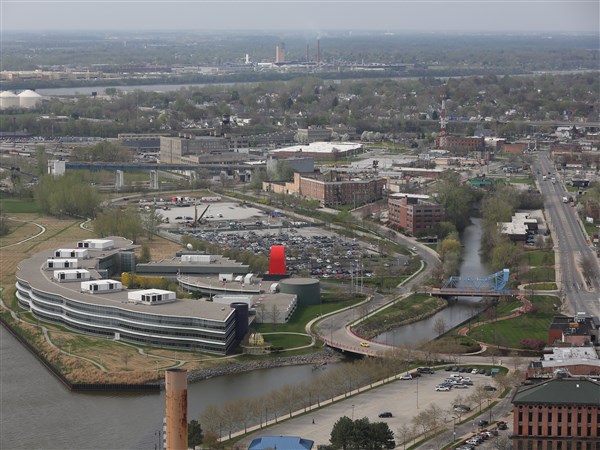 Owens Corning Pitches Products In Hopes Of Fixing Crumbling ...