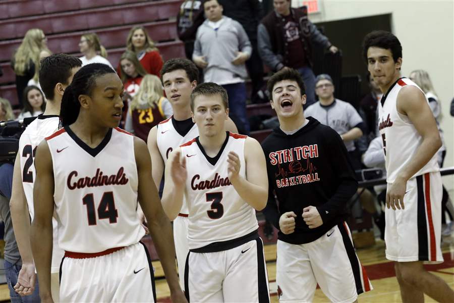 PHOTO GALLERY: Division III boys basketball district at Central ...