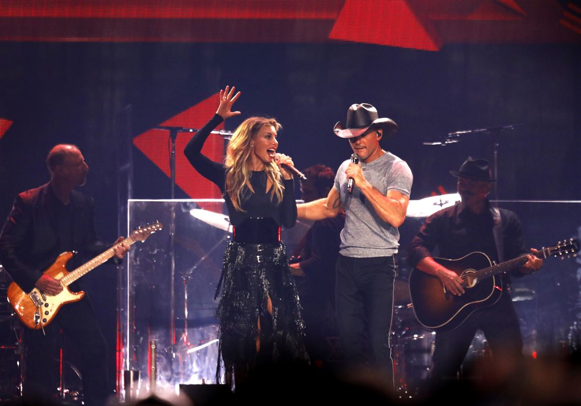 Tim Mcgraw And Faith Hill Are A Dynamite Duo Toledo Blade