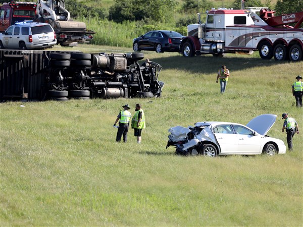 Names of drivers released in fatal I-280 accident | The Blade