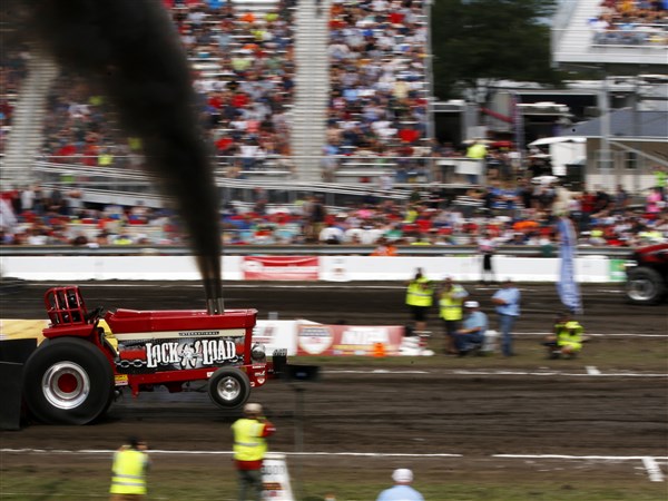 Photo Gallery National Tractor Pulling Championships In Bowling Green