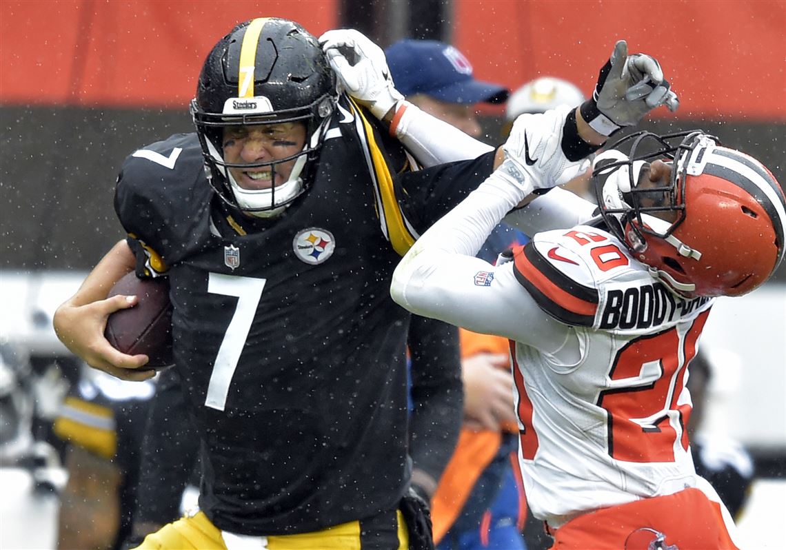 Browns lose cornerback Ward for Steelers game after positive test