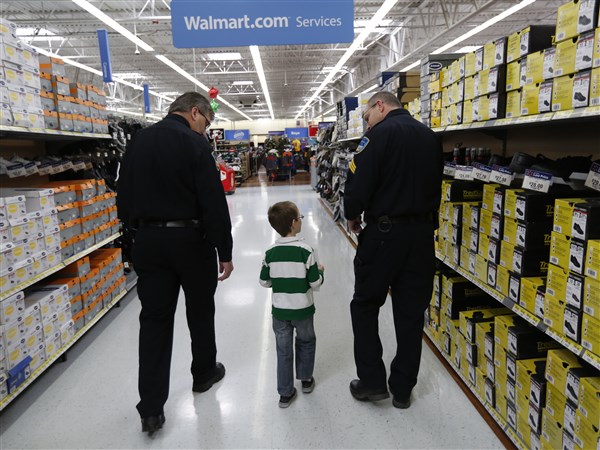 Lenawee County sheriffs seek donations for Shop with a Cop | The Blade