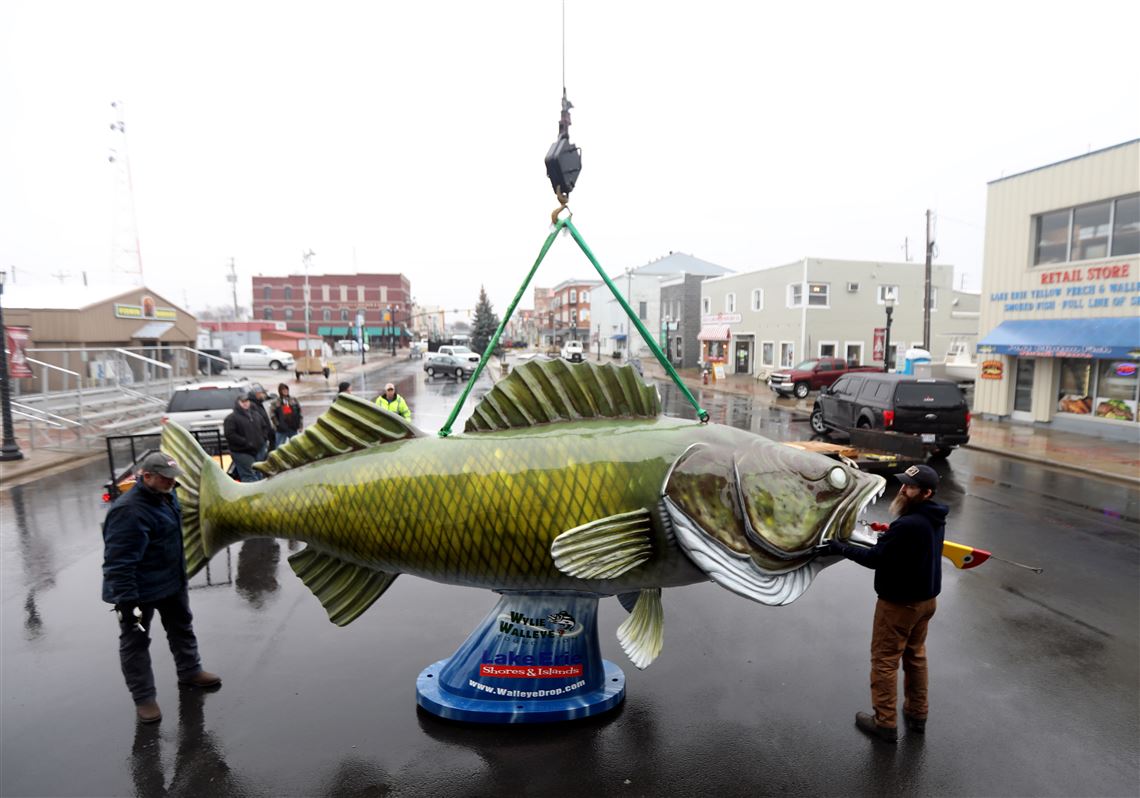 Community Roundup: New fish sculpture moves into Port Clinton park