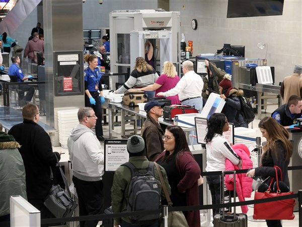 TSA, passengers share opposing views on airport wait times | The Blade