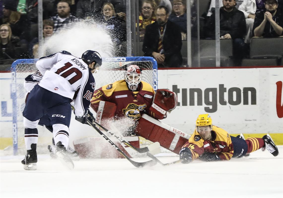 Fortnite Night Toledo Walleye Pressure Makes Things Better For Walleye Rookie Goalie Fulcher The Blade